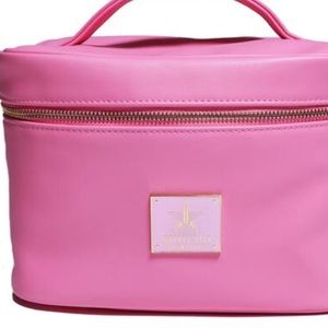 Jeffree Star Bags - Jeffree Star baby pink make up bag Jeffree Star Bags - Jeffree Star baby pink make up bag